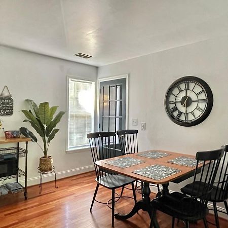 Brand New, Cozy, Modern, One-Bedroom Apartment Falls Church Eksteriør billede