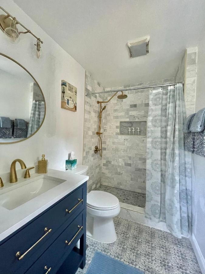 Brand New, Cozy, Modern, One-Bedroom Apartment Falls Church Eksteriør billede